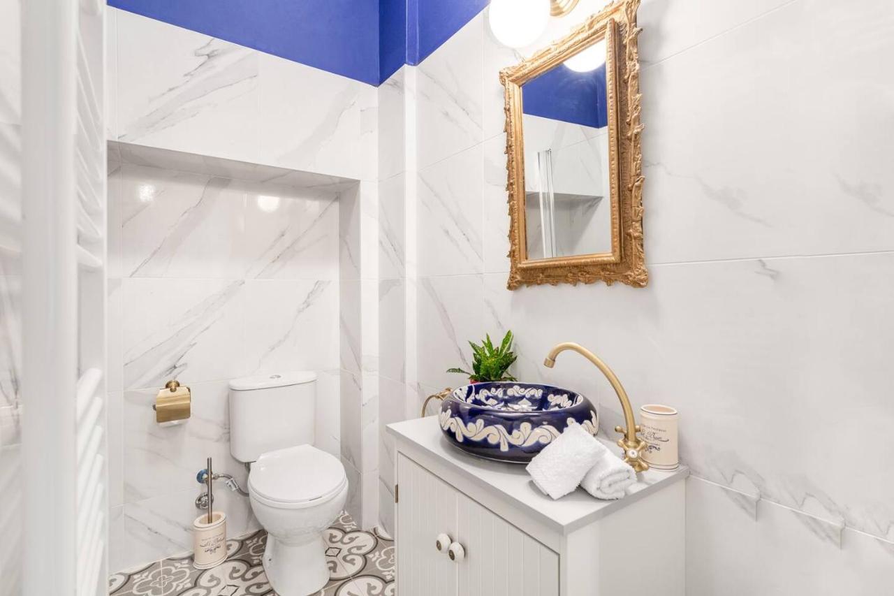 Ferienwohnung Charming Mini-Palace In Colorful Exarhia Area Athen Exterior foto